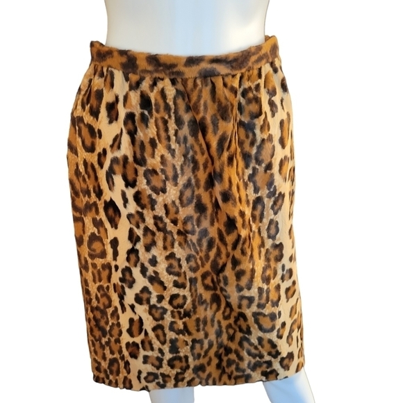 Adolfo Dresses & Skirts - Adolfo Faux Fur Leopard Print Skirt Vintage S/6